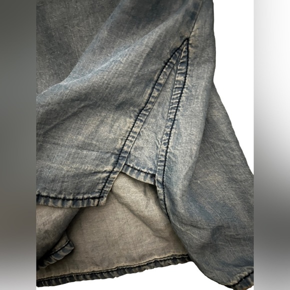 Anthropologie Thread & Supply Chambray Button Down Shirt Medium - Picture 10 of 11